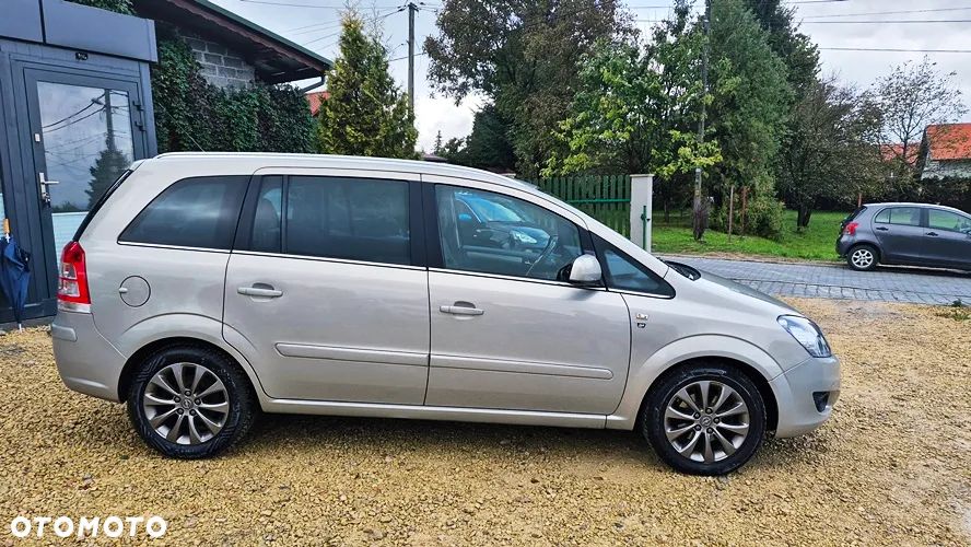 Opel Zafira 1.8 Cosmo EasyTronic EU5 - 11
