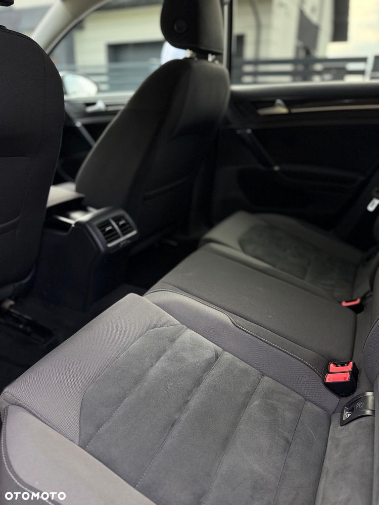 Volkswagen Golf 1.5 TSI ACT OPF Highline - 29