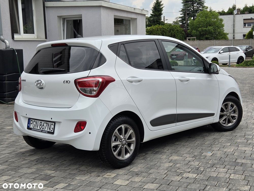 Hyundai i10 1.2 YES Silver - 3