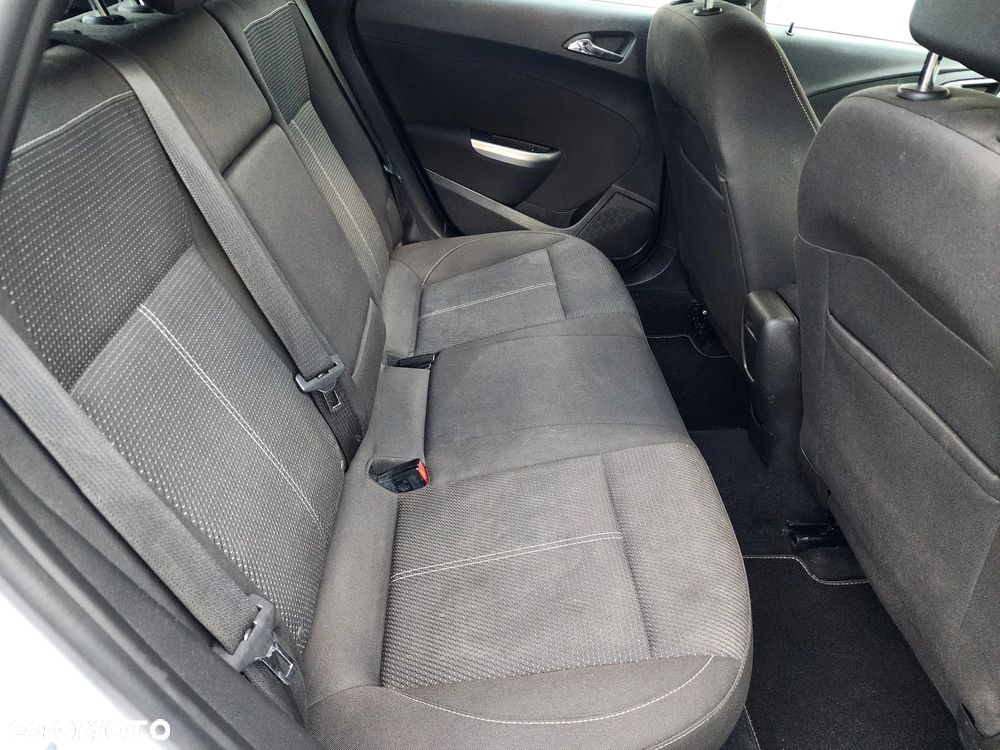 Opel Astra 1.6 Turbo Edition Sport - 35