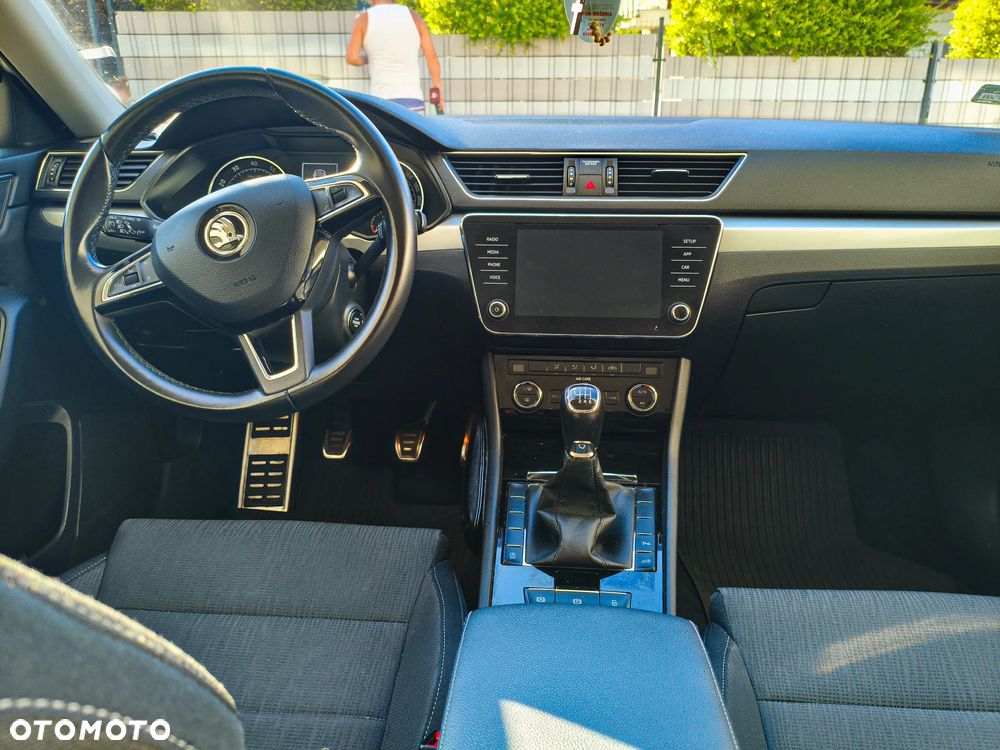 Skoda Superb 1.8 TSI Ambition - 16