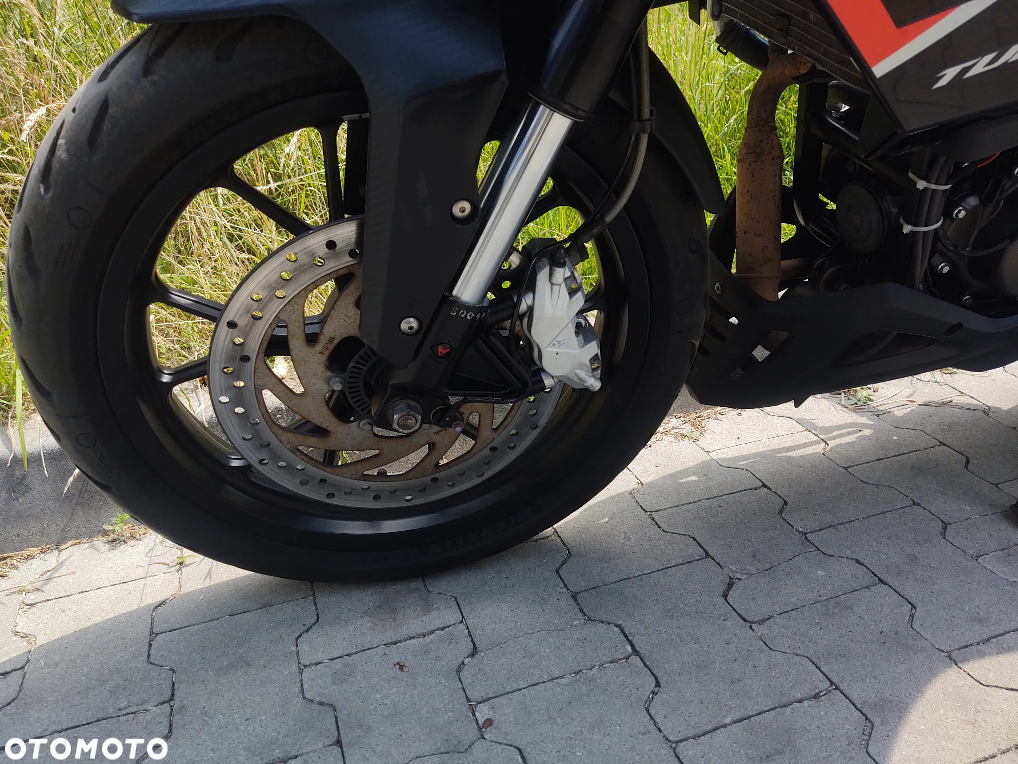 Aprilia Tuono - 7