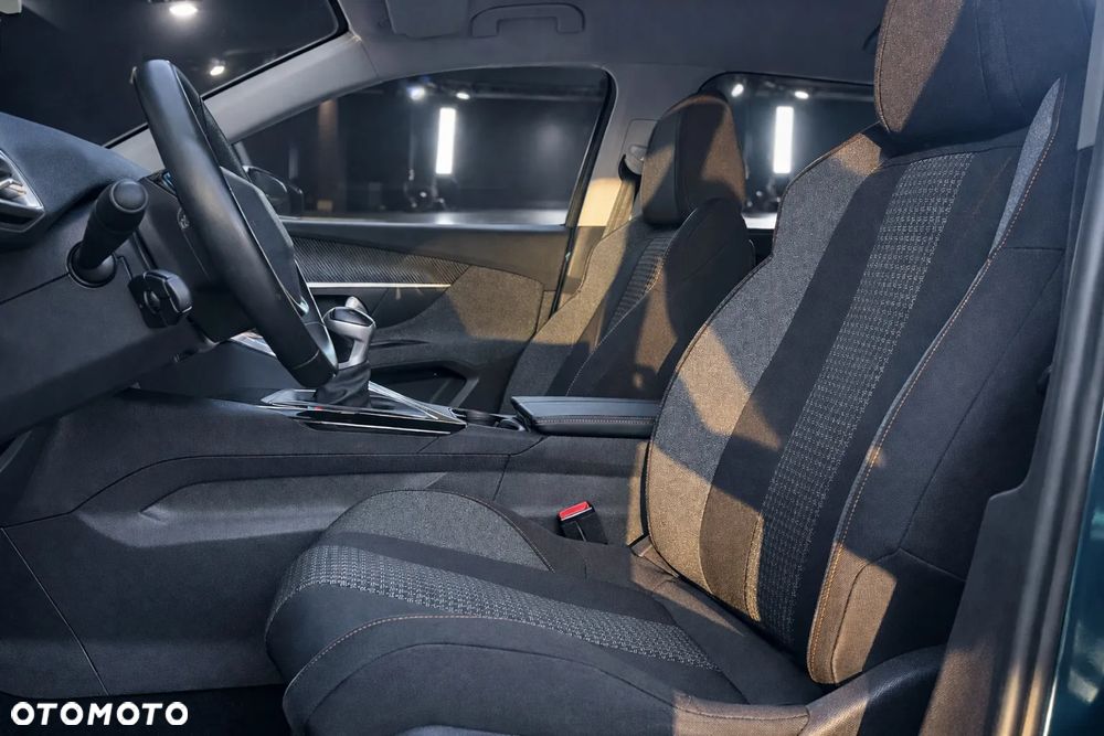 Peugeot 5008 PureTech 130 Active - 13