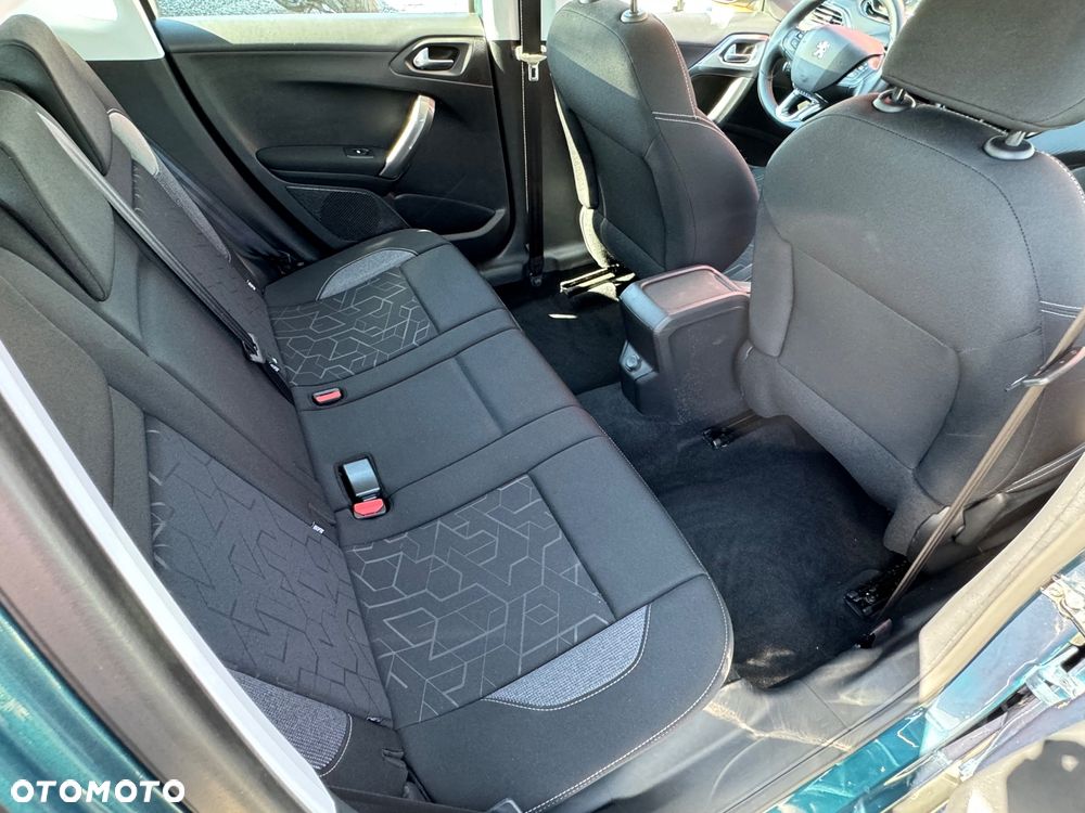 Peugeot 2008 - 29