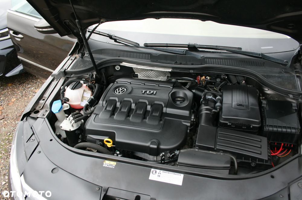 Volkswagen CC 2.0 TDI DPF BMT - 21