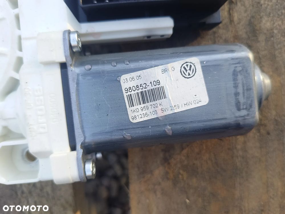 VW PASSAT B6 SILNICZEK SZYBY PRAWY PRZÓD 1K0959792G - 2