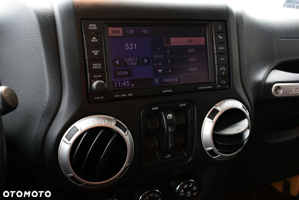 Jeep Wrangler 2.8 CRD Unlim Rubicon - 11