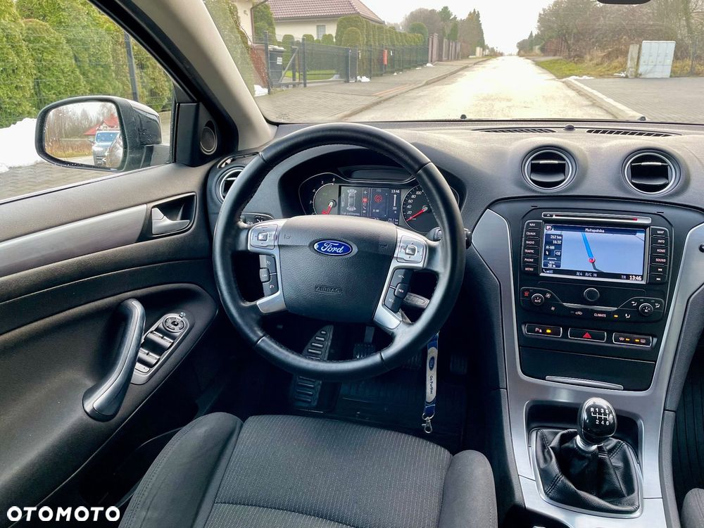 Ford Mondeo 2.0 TDCi Platinium X Plus (Titanium) - 26