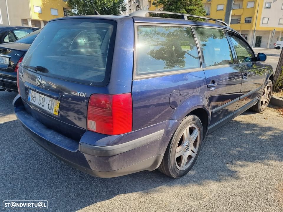 VW Passat Variant 1.9 TDi Confortline - 3