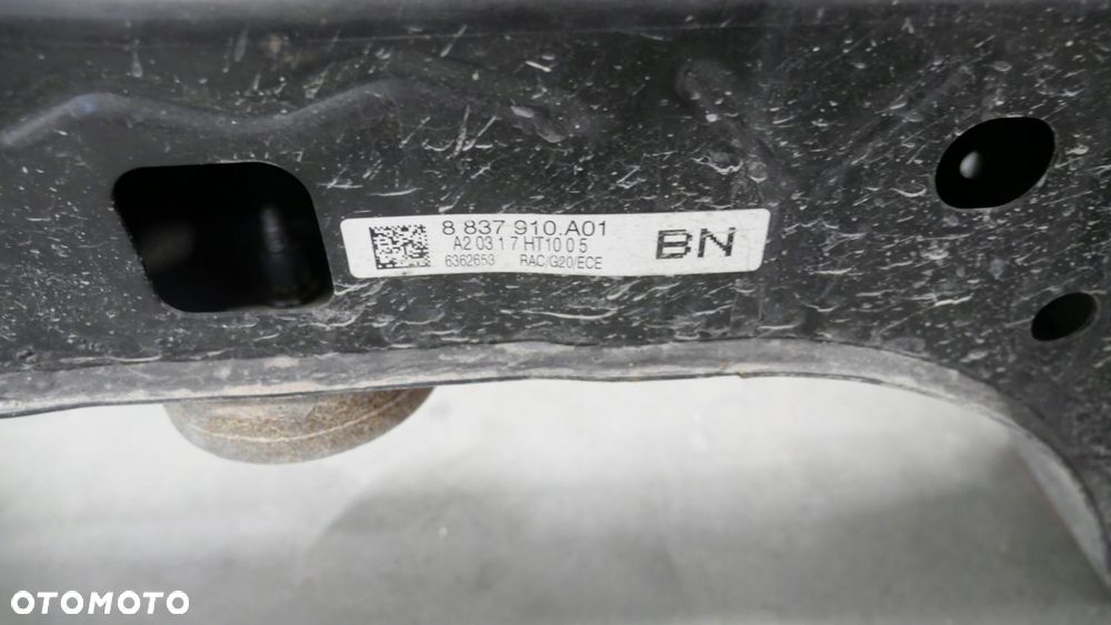 bmw g20 330e sanki wspornik tylny zawieszenia rama 8837910 - 2