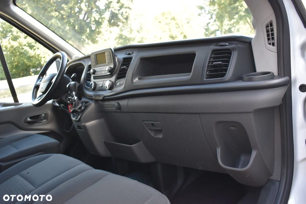 Ford TRANSIT - 13