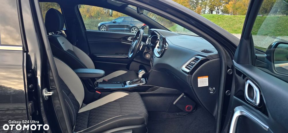 Kia ProCeed - 8
