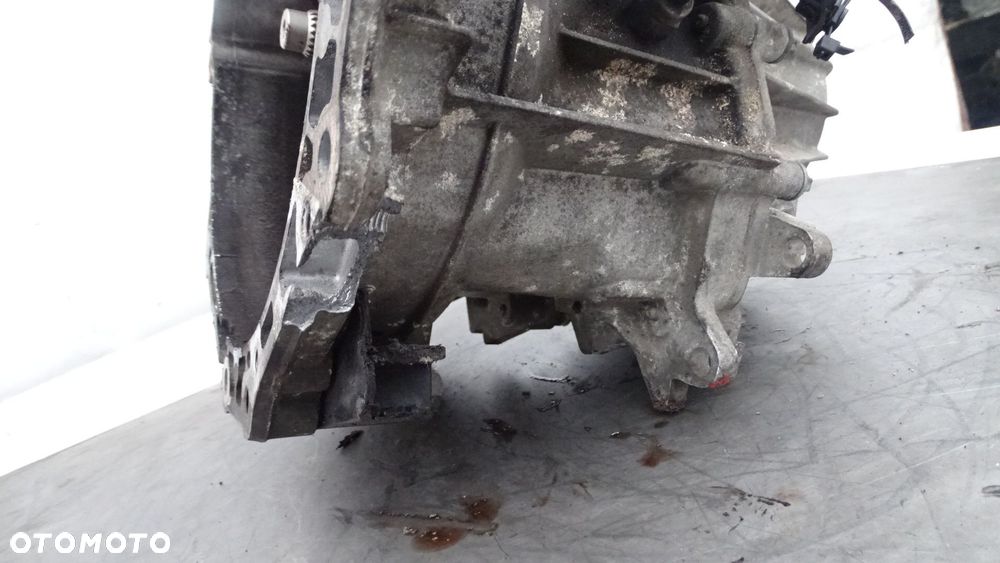 SKRZYNIA BIEGÓW M32 OPEL ASTRA J GTC 1.6 - 6
