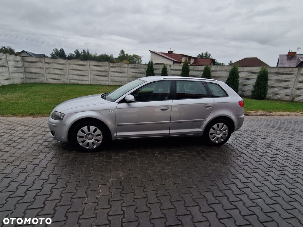 Audi A3 Sportback 1.9 TDI Attraction - 2