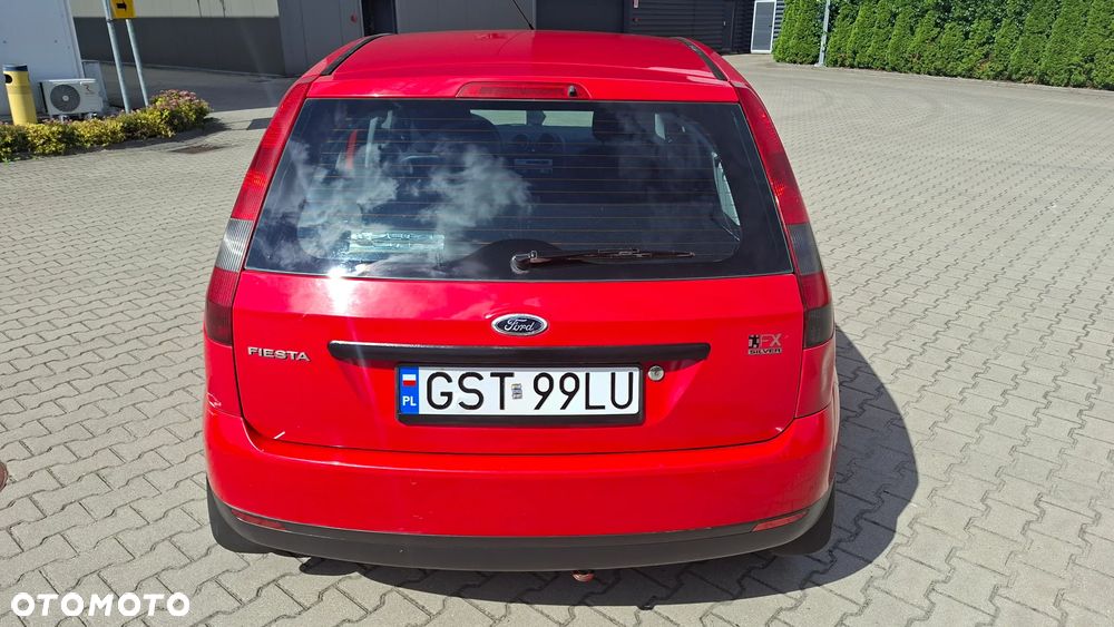 Ford Fiesta 1.3 Ambiente - 3