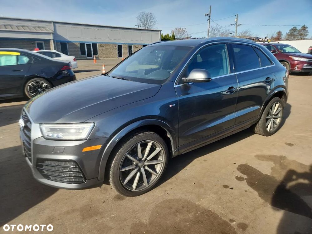 Audi Q3 2.0 TFSI Quattro S tronic design - 1