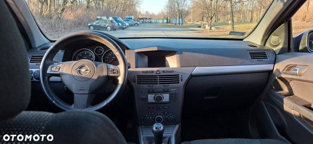 Opel Astra 1.7 CDTI Cosmo - 11