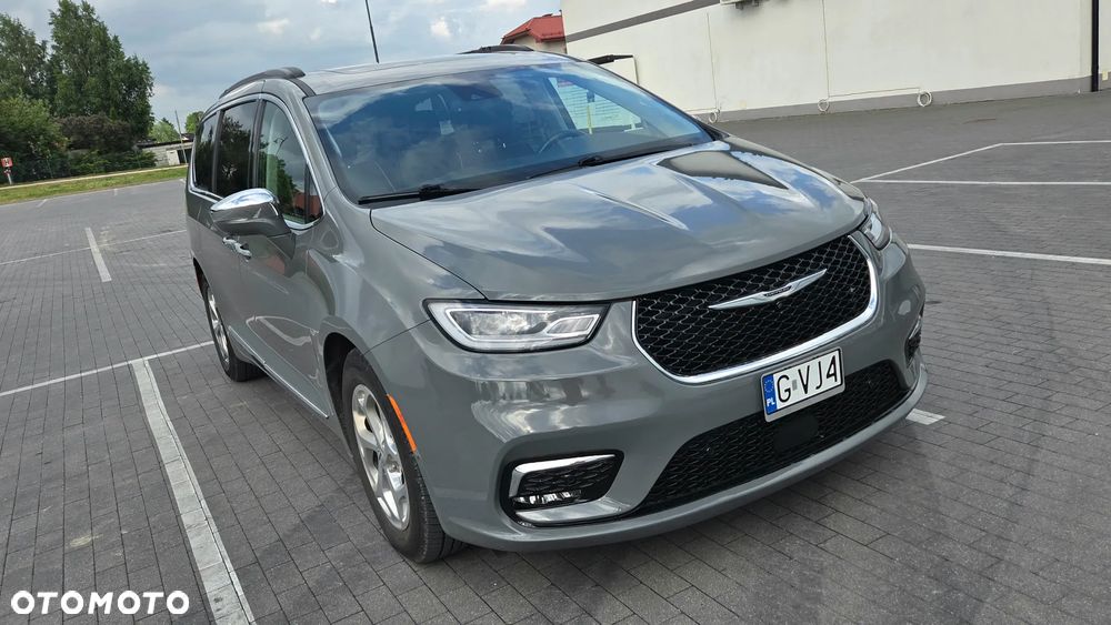 Chrysler Pacifica - 3