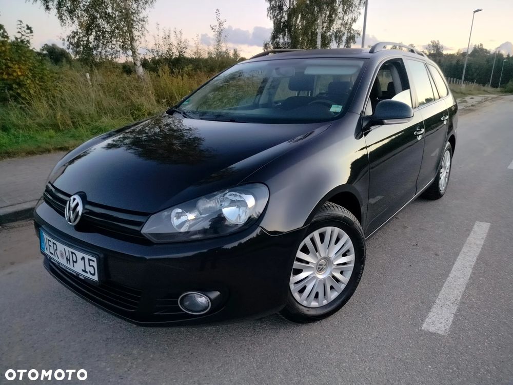 Volkswagen Golf - 1