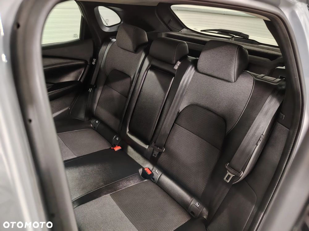 Nissan Qashqai 1.3 DIG-T MHEV N-Connecta - 24