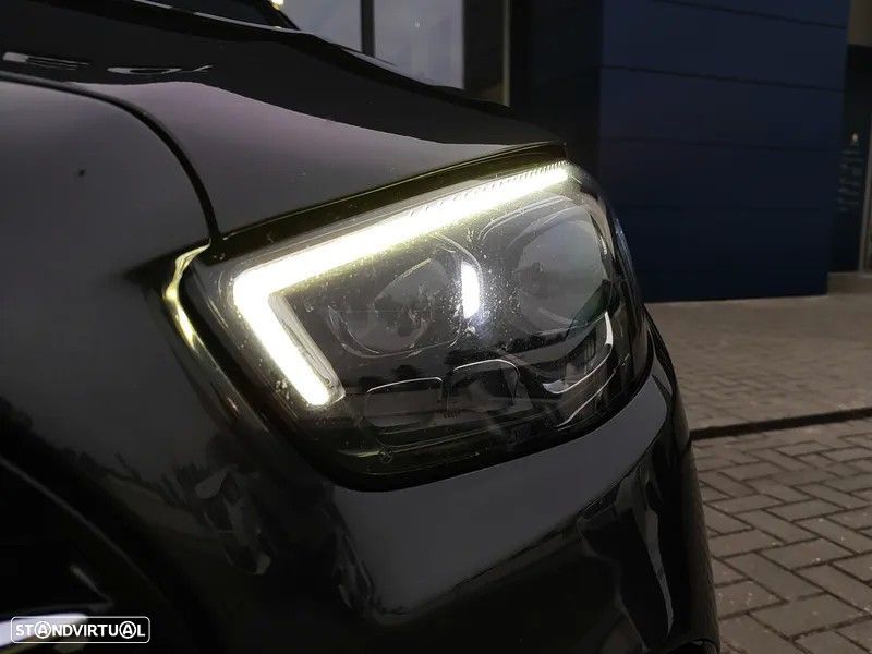 Mercedes-Benz E 300 de AMG Line - 9