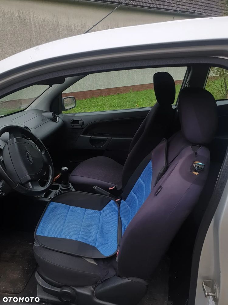 Ford Fiesta 1.3 - 12