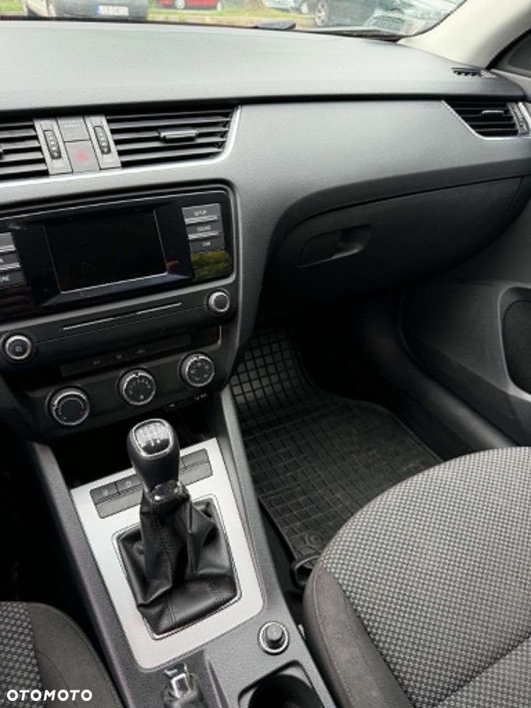 Skoda Octavia 1.6 TDI Edition - 11