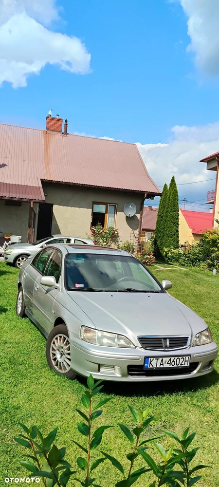 Honda Accord 1.8i S - 4