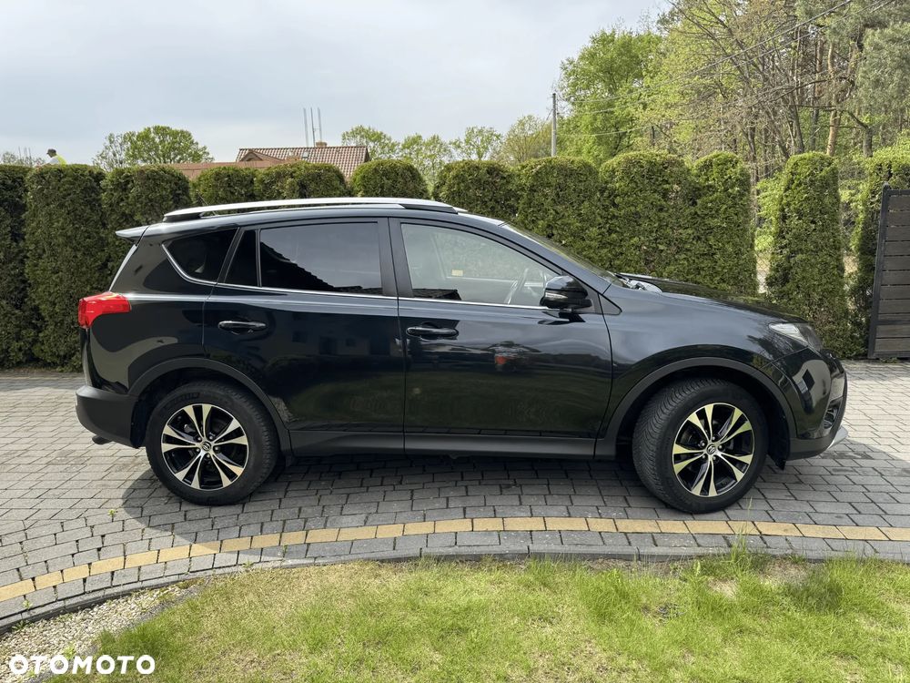 Toyota RAV4 2.0 D-4D 4x4 Executive - 4