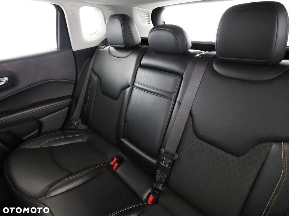 Jeep Compass 1.6 MultiJet Longitude - 18