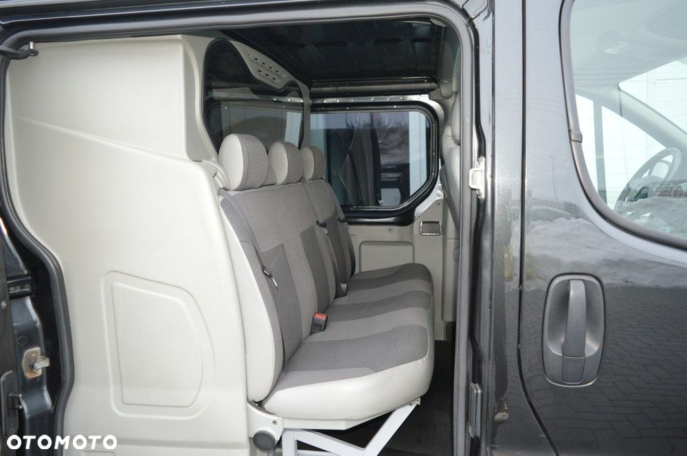 Opel Vivaro - 28