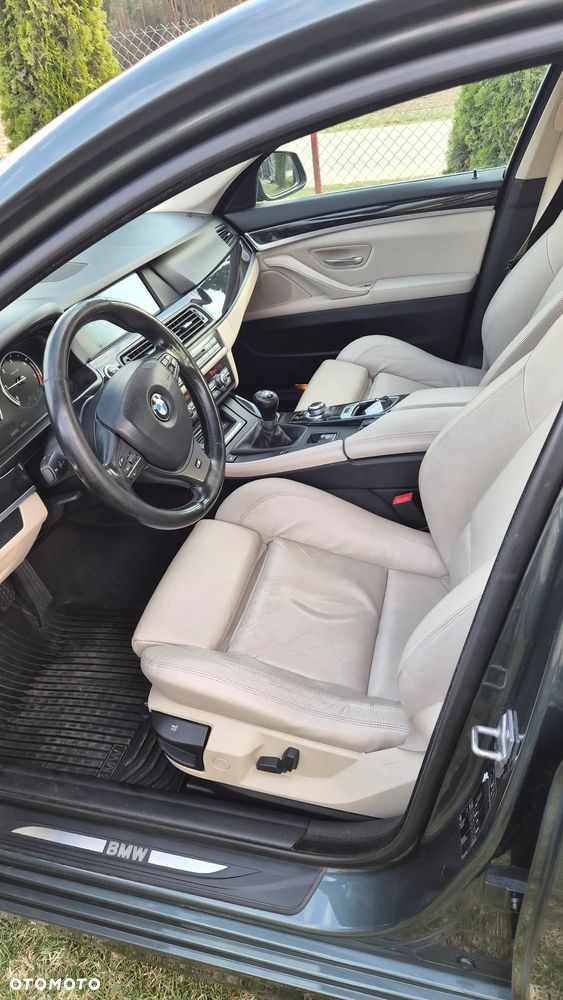 BMW Seria 5 520d - 7