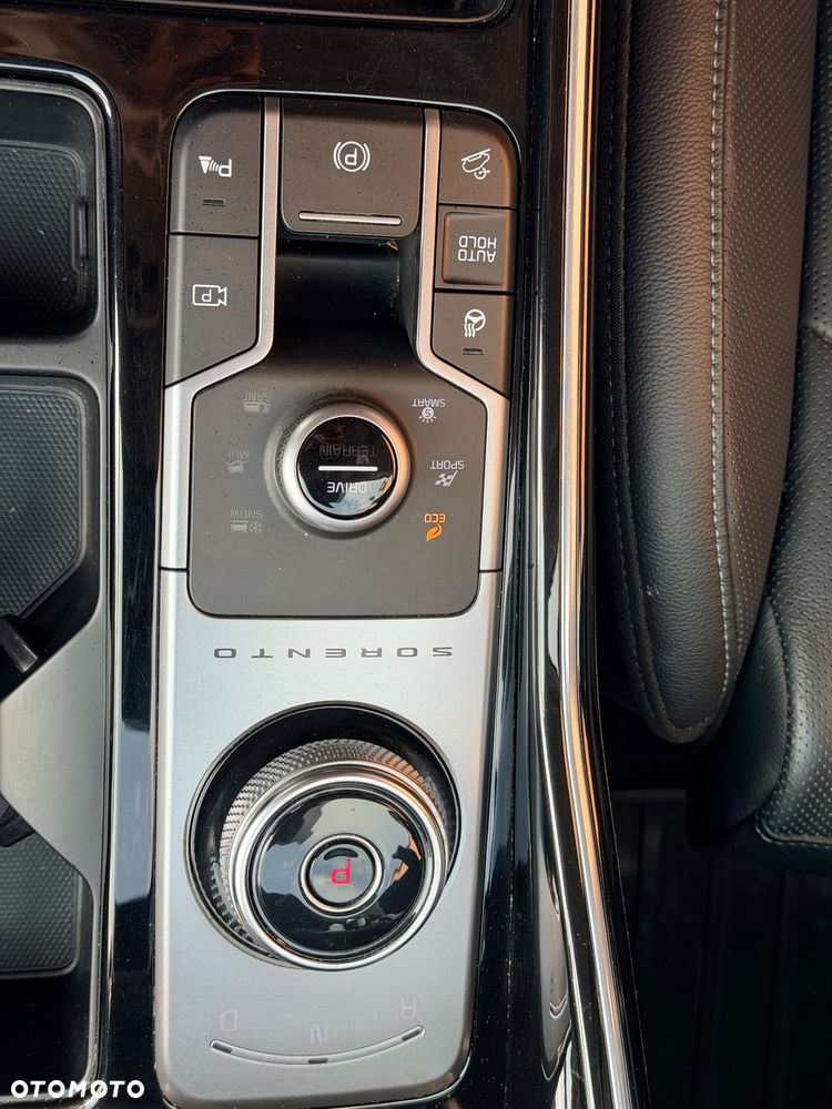 Kia Sorento 1.6 T-GDI HEV Prestige Line 7os - 15