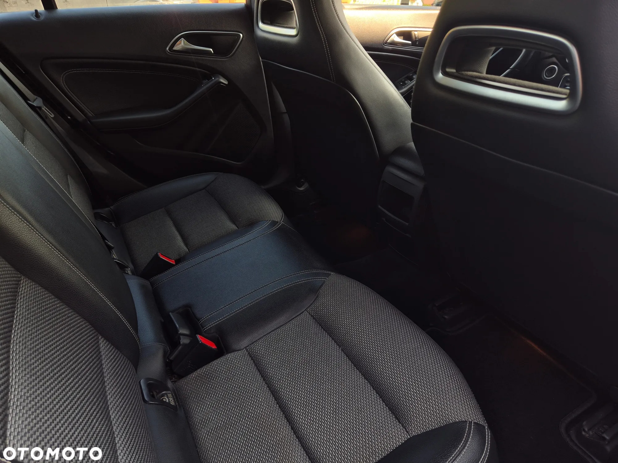 Mercedes-Benz CLA - 9