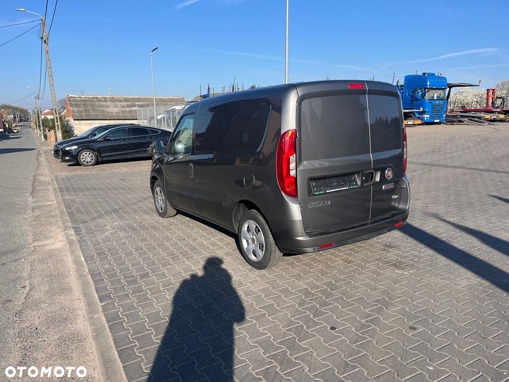 Fiat DOBLO - 4
