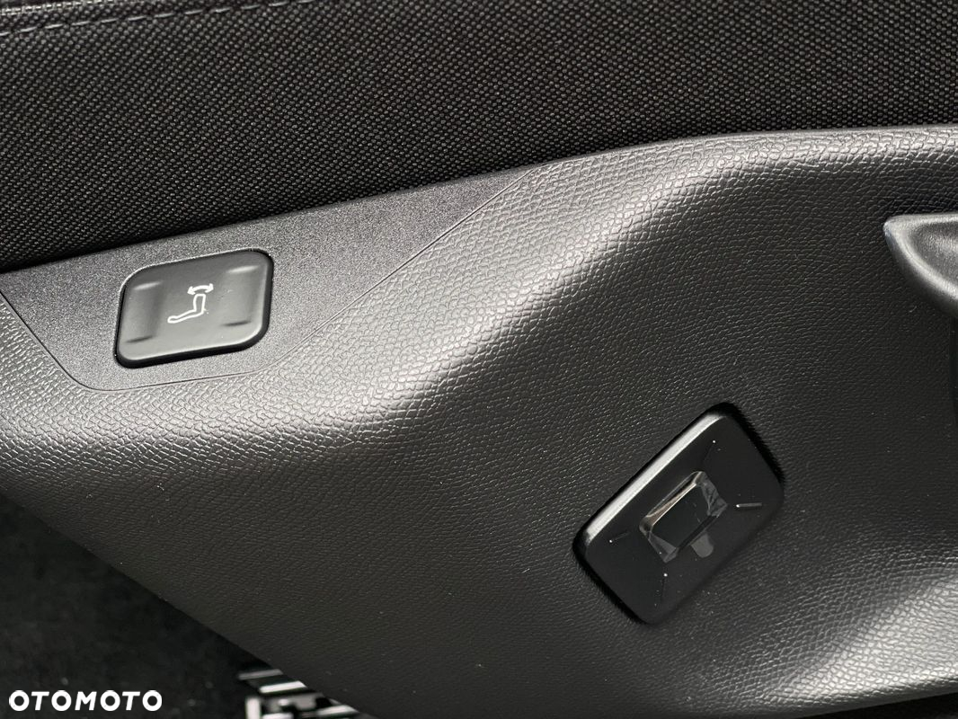 Peugeot 3008 - 11