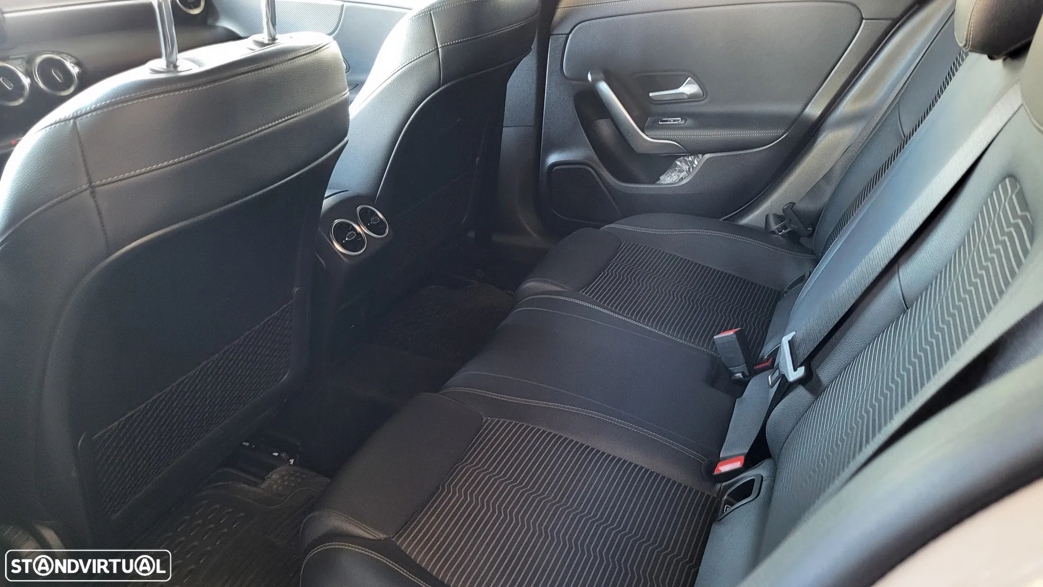 Mercedes-Benz CLA 180 d Shooting Brake Progressive Aut. - 44