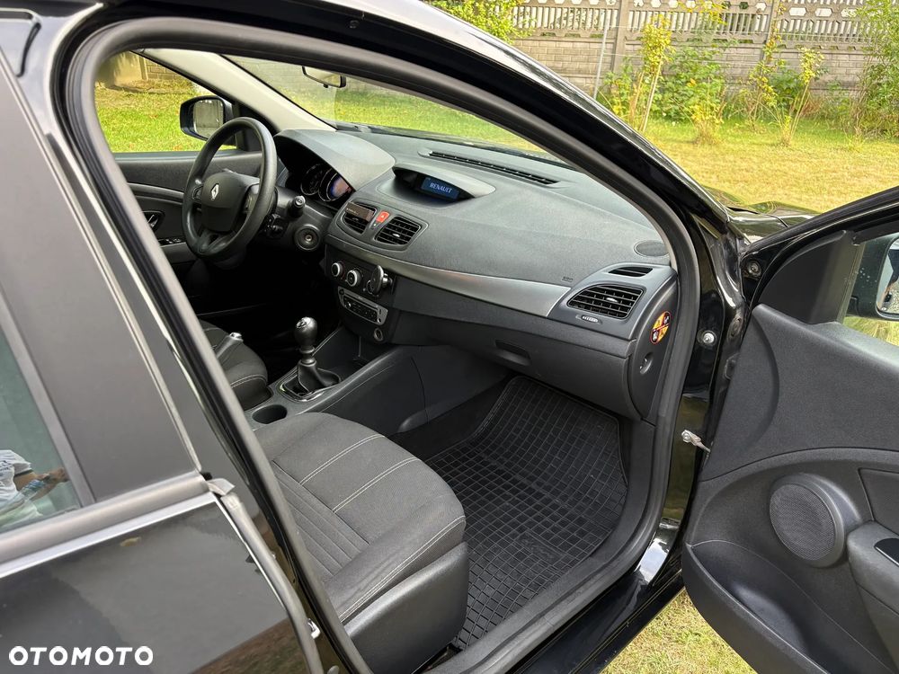 Renault Fluence 1.5 dCi Life - 10