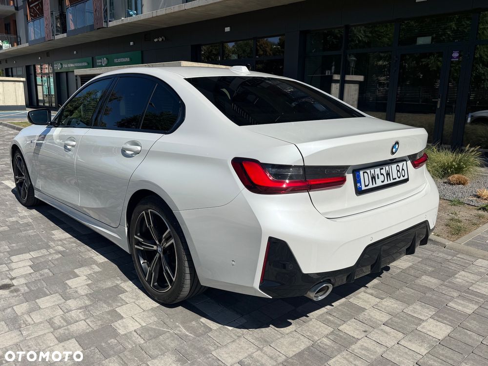 BMW Seria 3 320d xDrive M Sport sport - 17