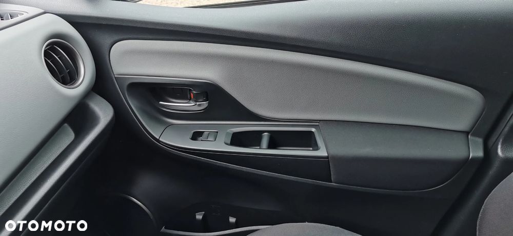 Toyota Yaris 1.33 VVT-i Comfort - 7