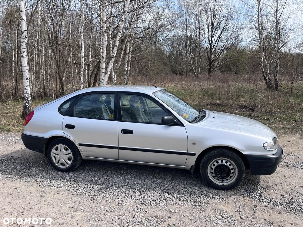 Toyota Corolla 1.4 Terra2 - 6