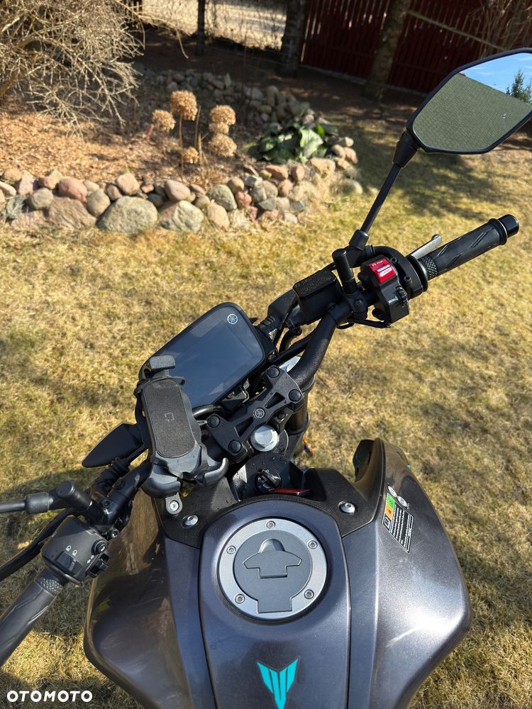 Yamaha MT - 9