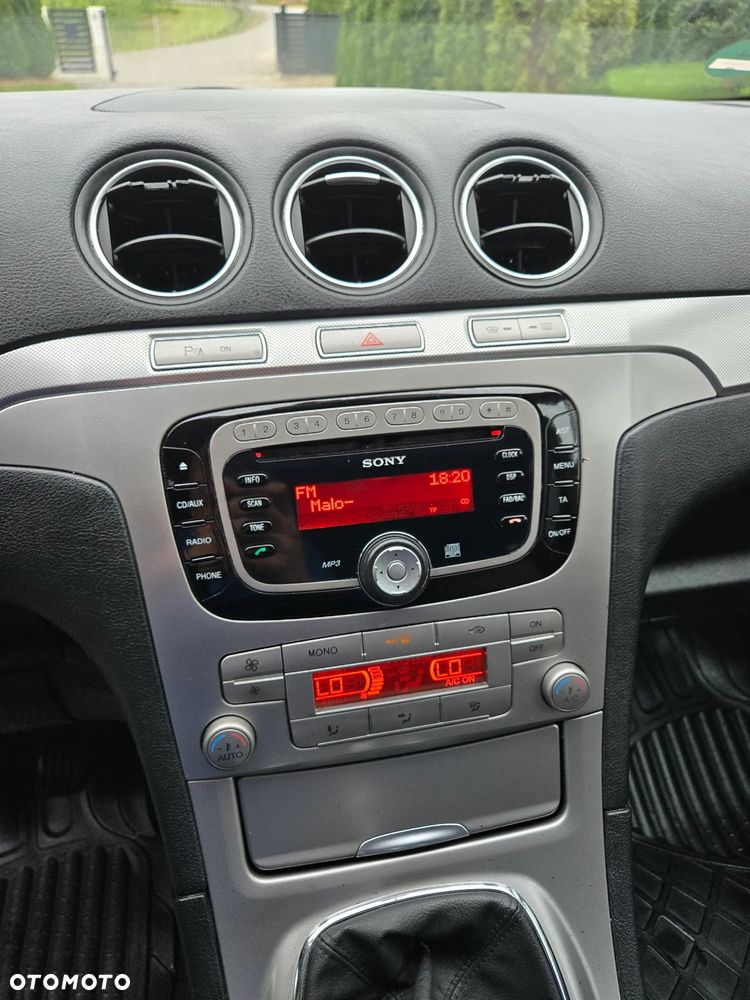 Ford S-Max 2.0 TDCi Trend - 27