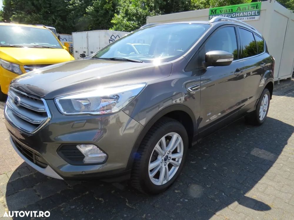 Ford Kuga 1.5 EcoBoost 4x4 Aut. Titanium - 8