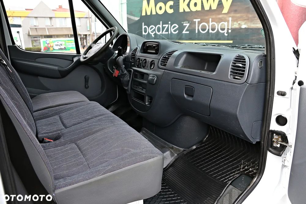 Mercedes-Benz Sprinter - 27