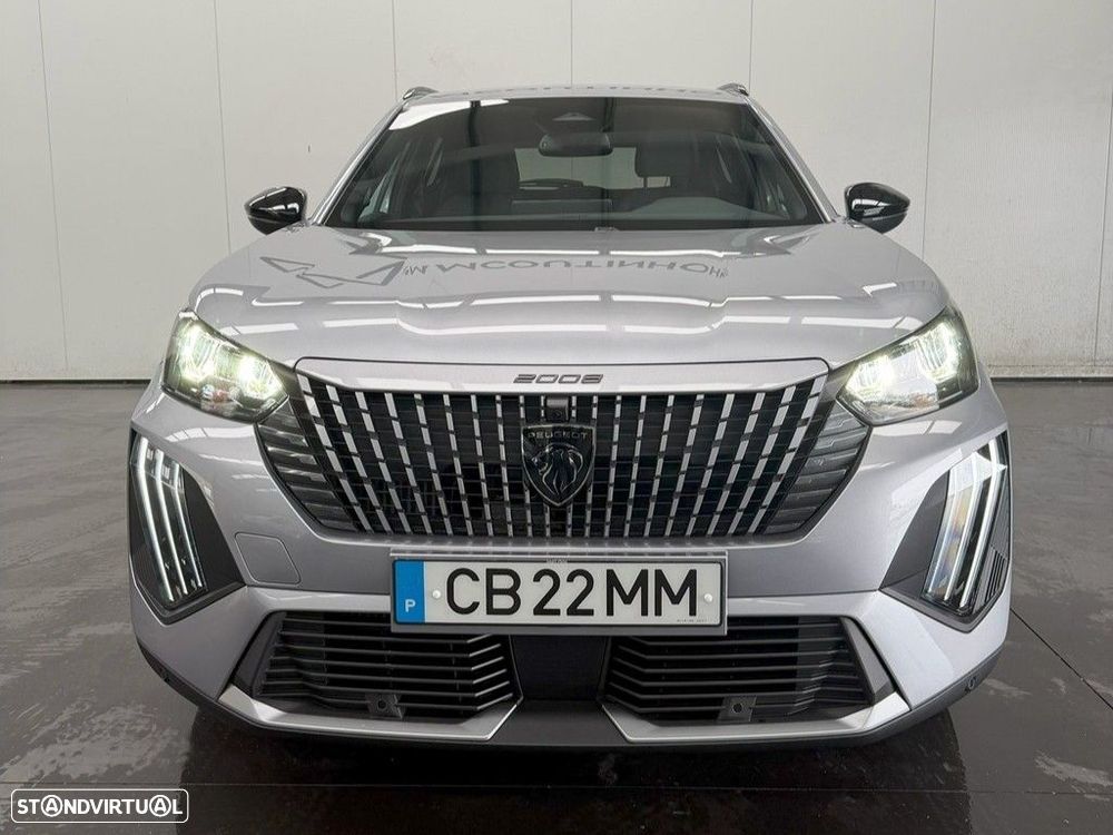 Peugeot 2008 - 8
