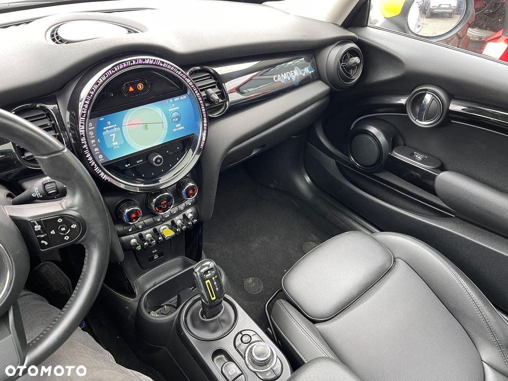 MINI Cooper SE Trim M - 10