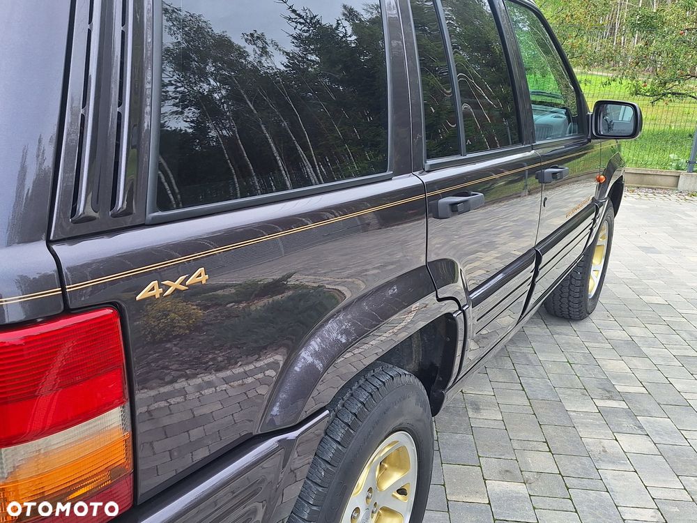Jeep Grand Cherokee - 13