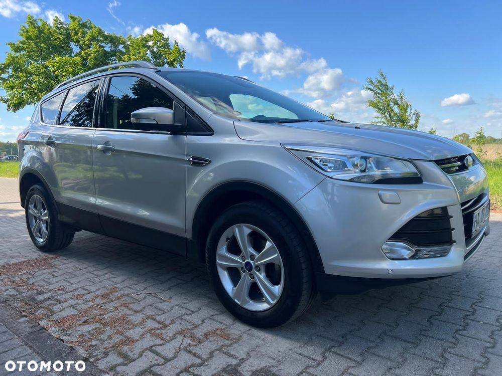 Ford Kuga 1.5 EcoBoost 2x4 Titanium - 18