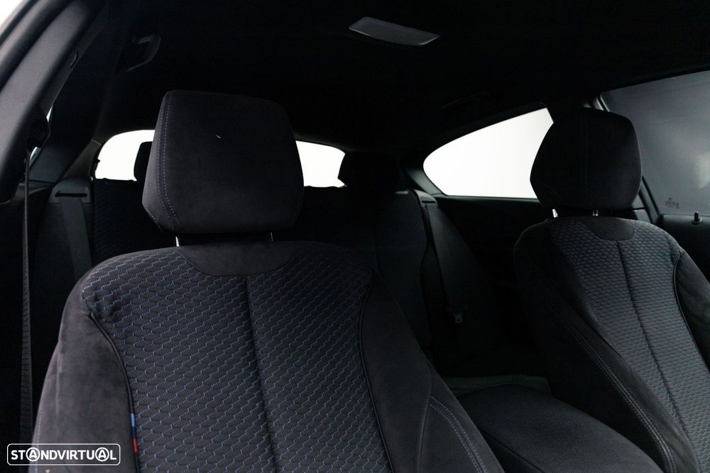 BMW 116 d Pack M - 21